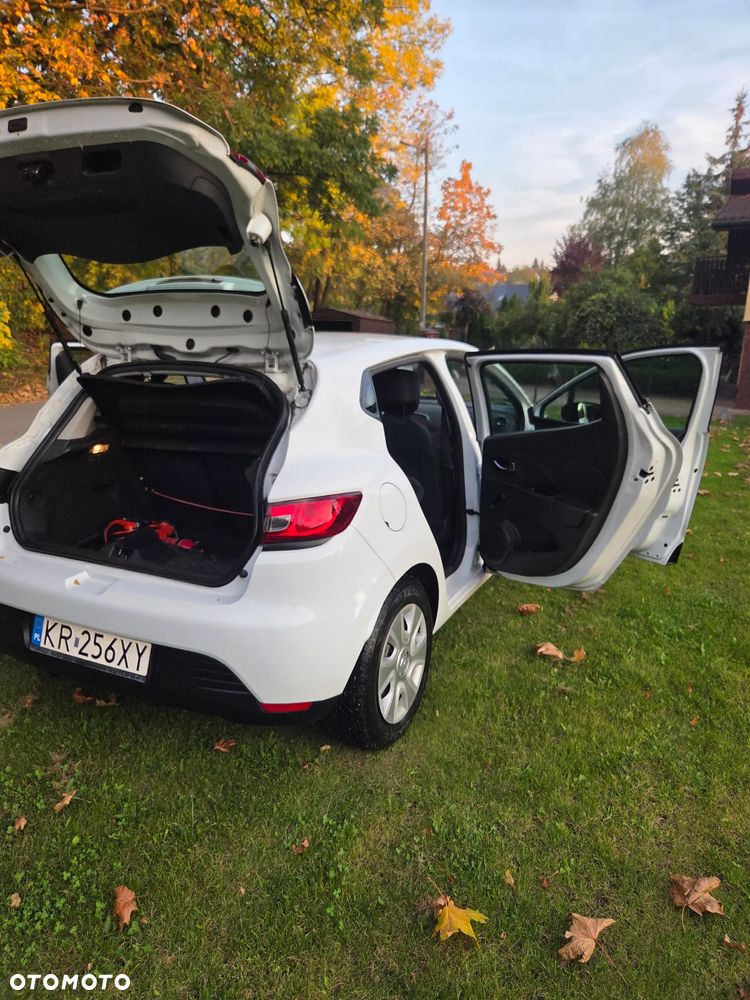 Renault Clio - 28