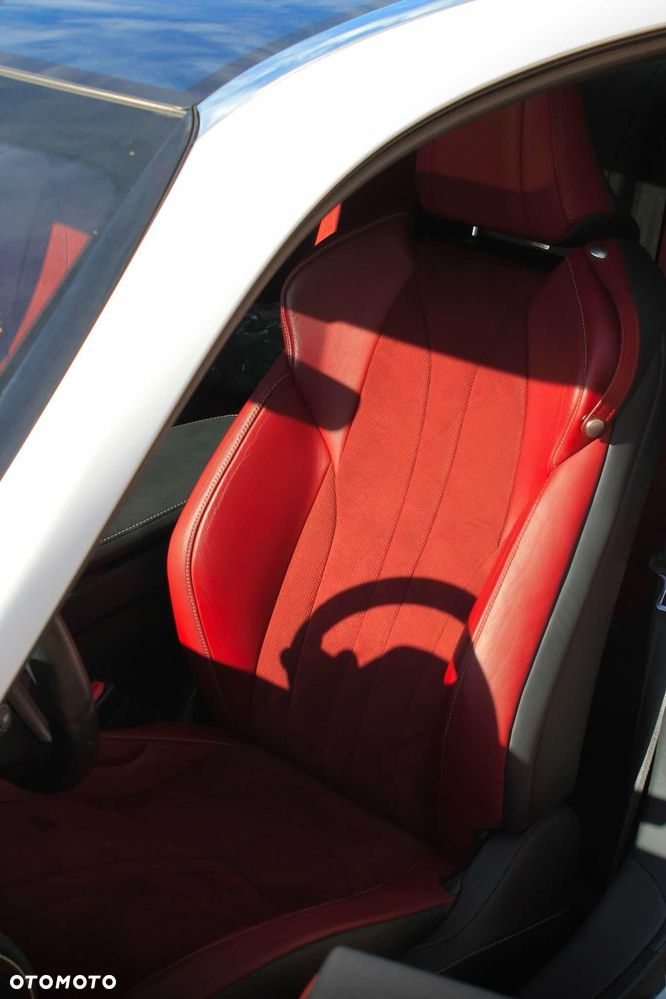 Lexus LC - 18