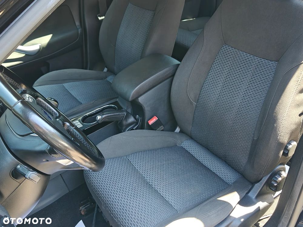 Ford Mondeo 2.0 Viva Titanium - 17