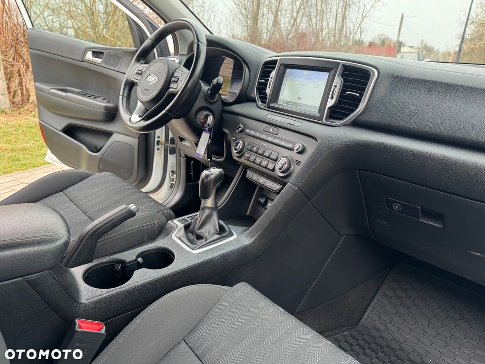 Kia Sportage 1.6 GDI 2WD DREAM-TEAM EDITION - 26