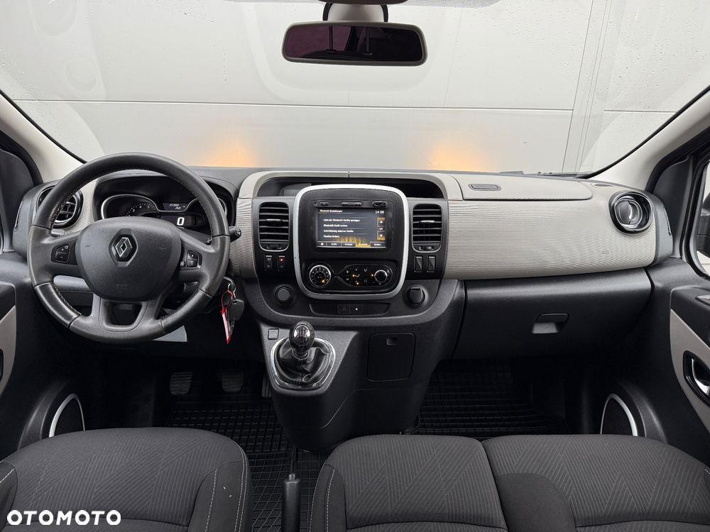 Renault Trafic - 15
