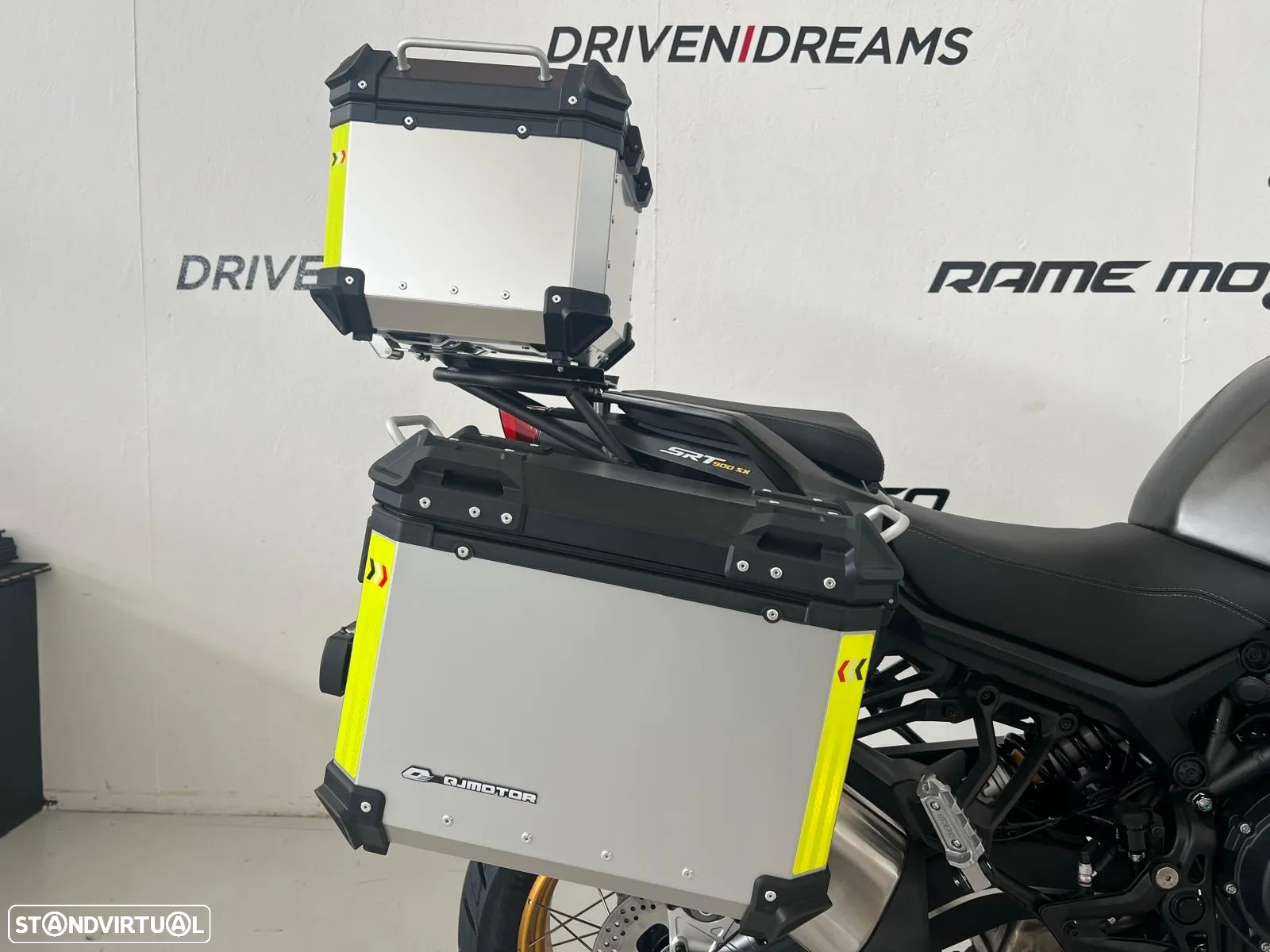 QJ Motor SRT 900SX - DISPONÍVEL PARA TEST-DRIVE - 8