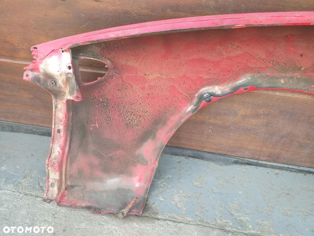 TOYOTA CELICA V 5 błotnik przód przedni prawy - 4