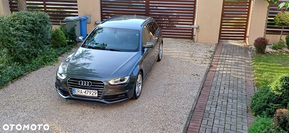 Audi A4 - 1