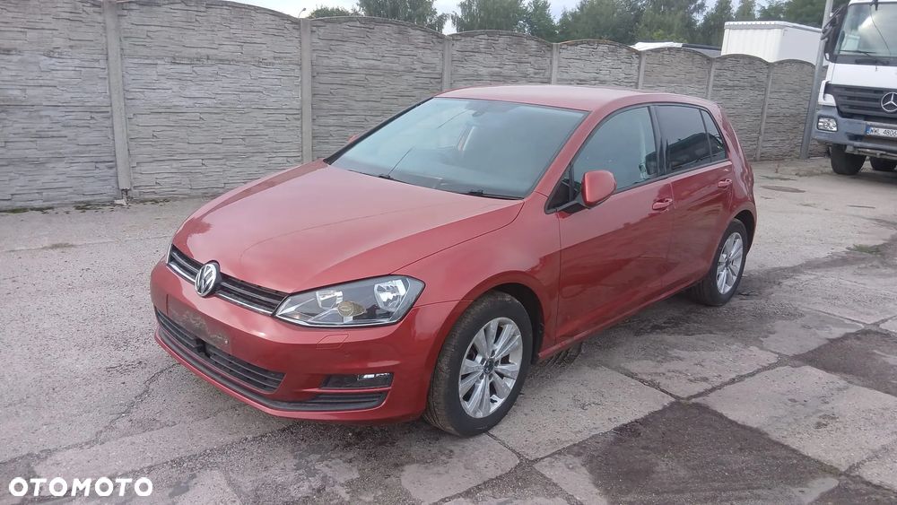 Volkswagen Golf 2.0 TDI BlueMotion Technology Edition - 1