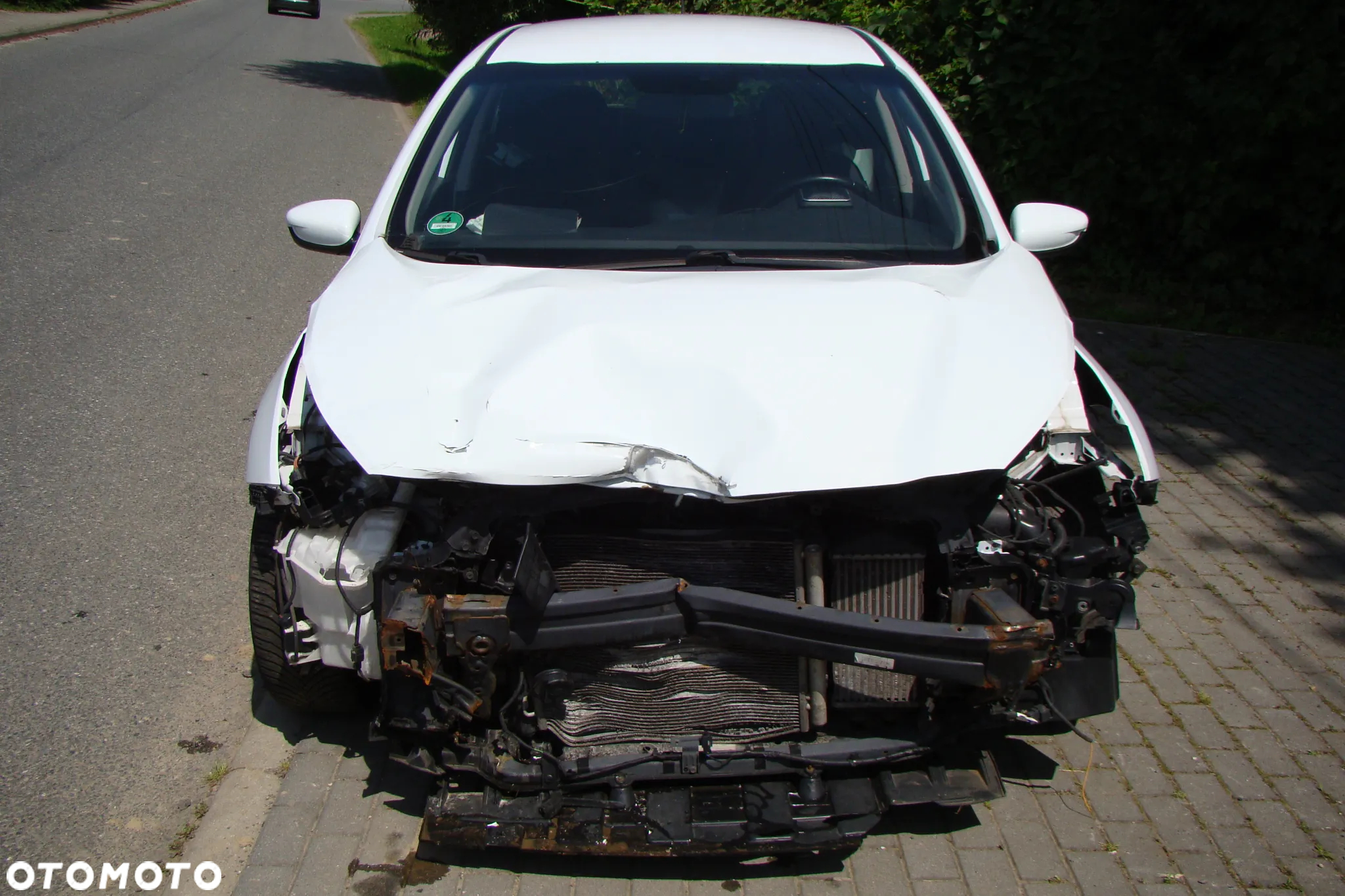 Kia Ceed - 14