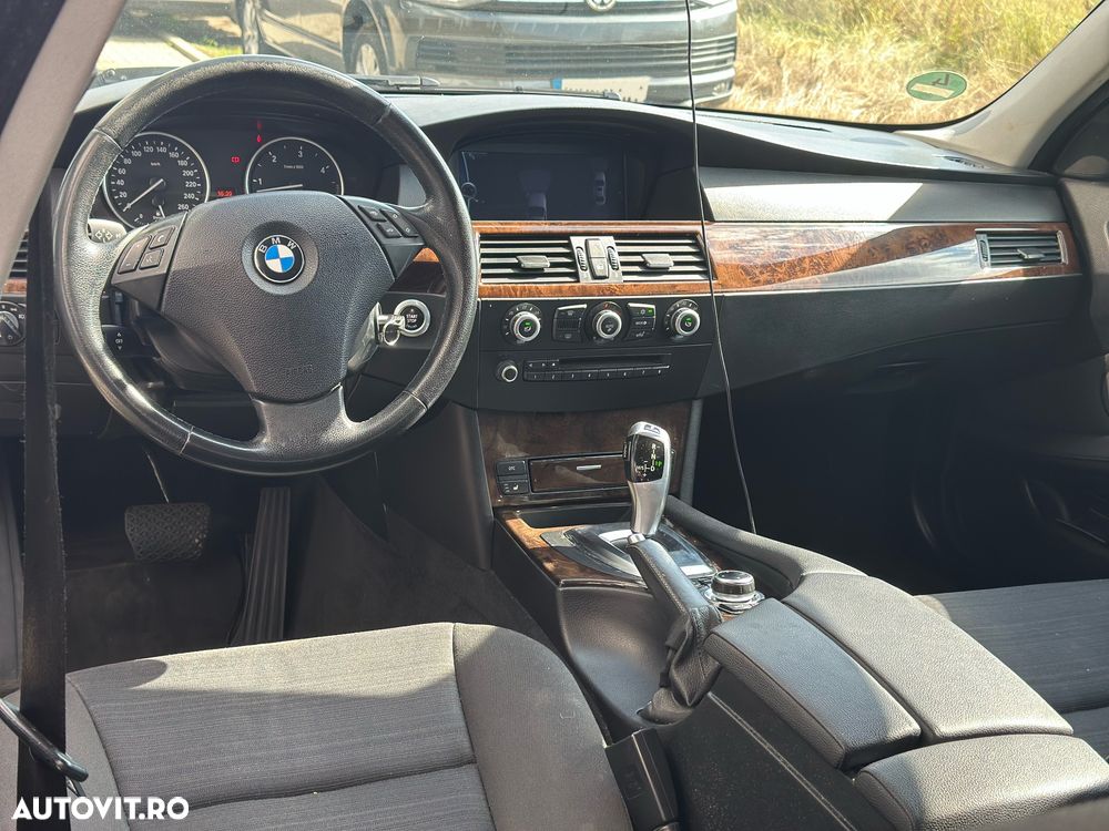 BMW Seria 5 530d Aut. - 13