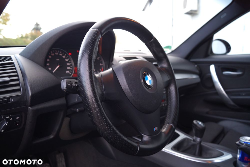BMW Seria 1 - 29