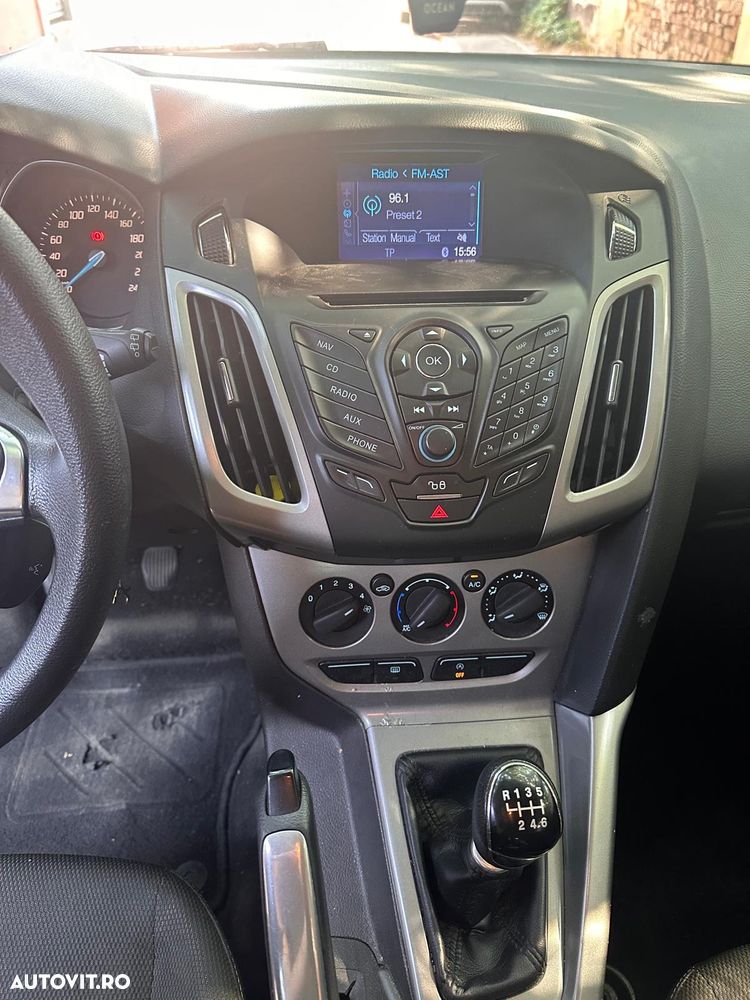 Ford Focus 1.6 TDCI DPF Sport - 5