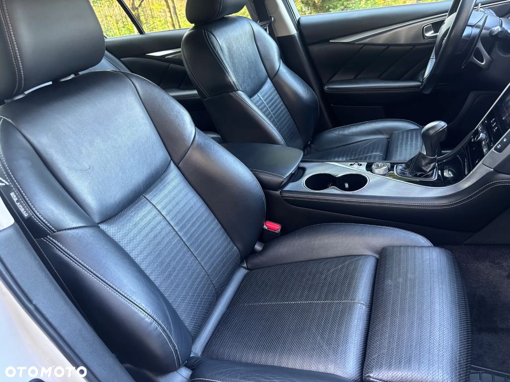 Infiniti Q50 2.0t Sport Tech EU6 - 30