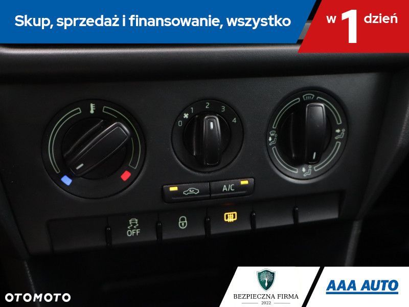 Skoda RAPID - 18