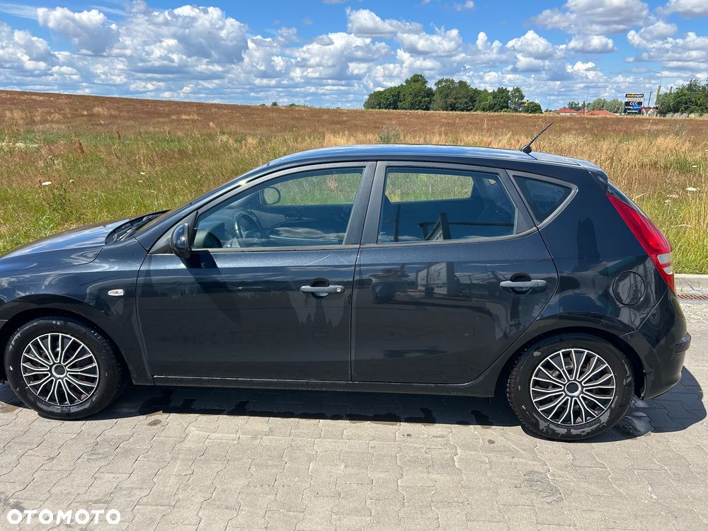 Hyundai i30 1.4 Base - 8