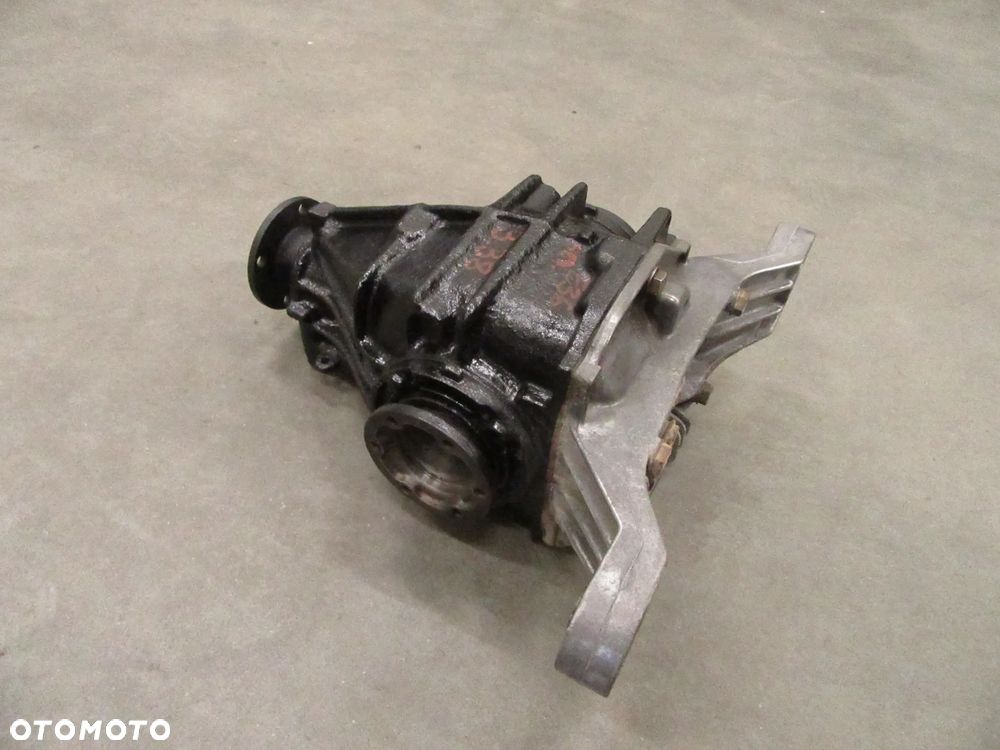 Dyferencjał dyfer most BMW 3 e36 sedan kombi coupe cabrio 3.38 mała głowa - 8