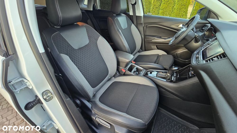 Opel Grandland X 1.2 Start/Stop Automatik Business INNOVATION - 29