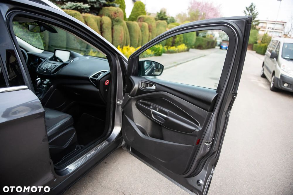 Ford Kuga 2.0 TDCi Titanium MPS6 - 37