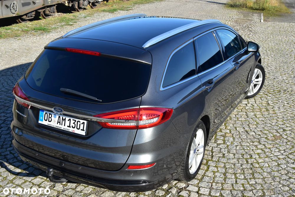 Ford Mondeo 2.0 EcoBlue Titanium - 35