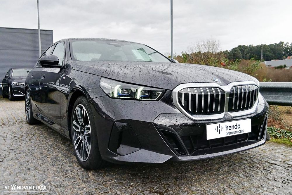 BMW 520 d Pack Desportivo M Pro - 2