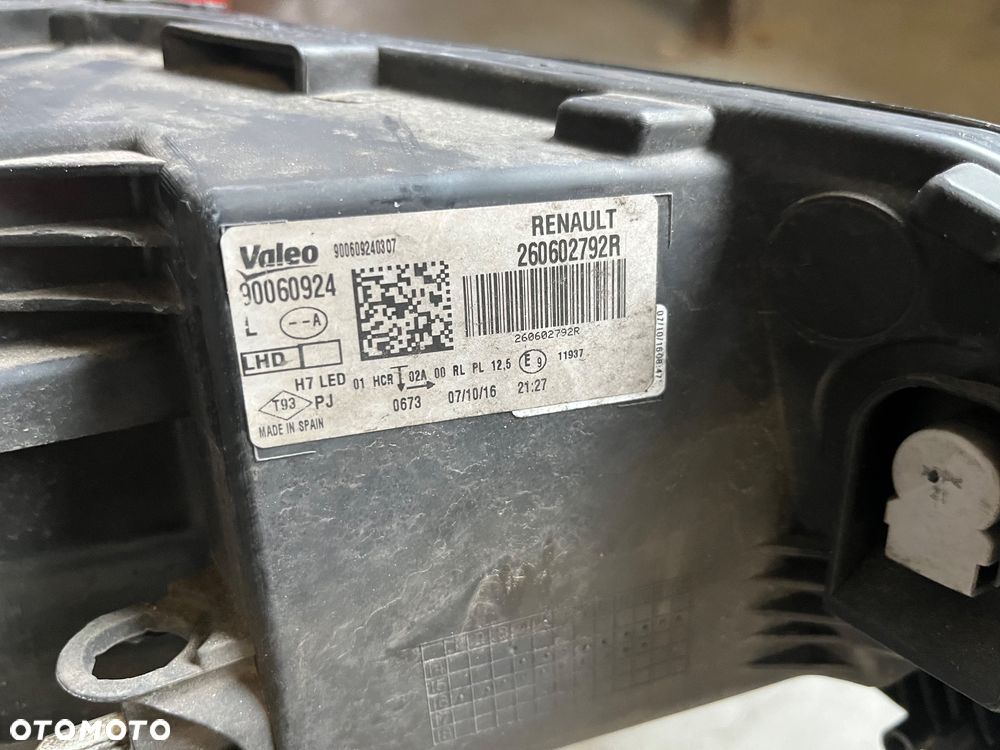 Lampa lewa Renault Megane IV LED DŁUGI - 8