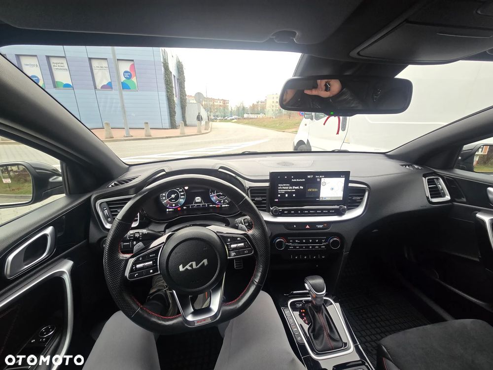 Kia ProCeed - 10