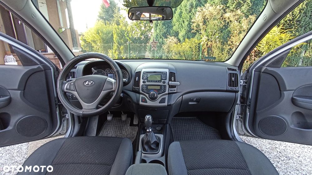 Hyundai i30 1.6 CRDi Comfort - 14