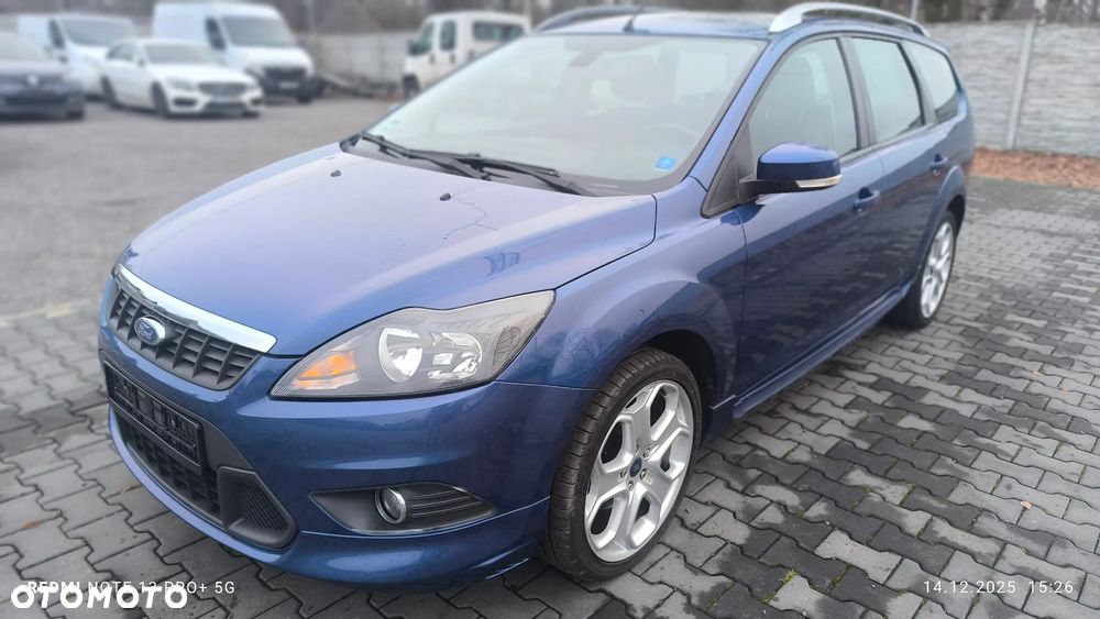 Ford Focus 1.8 Titanium - 2