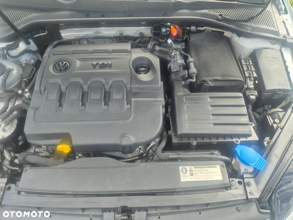 Volkswagen Golf - 26