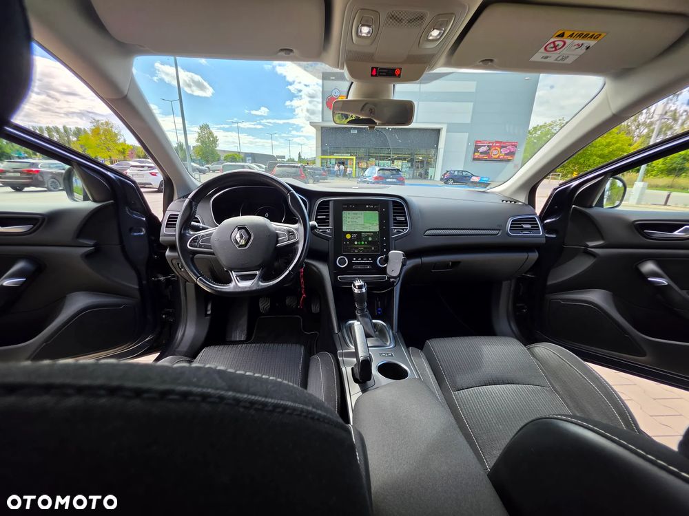 Renault Megane 1.6 SCe Zen - 9