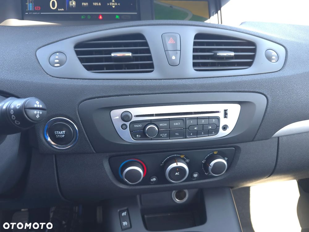 Renault Scenic 1.6 16V 110 TomTom Edition - 25