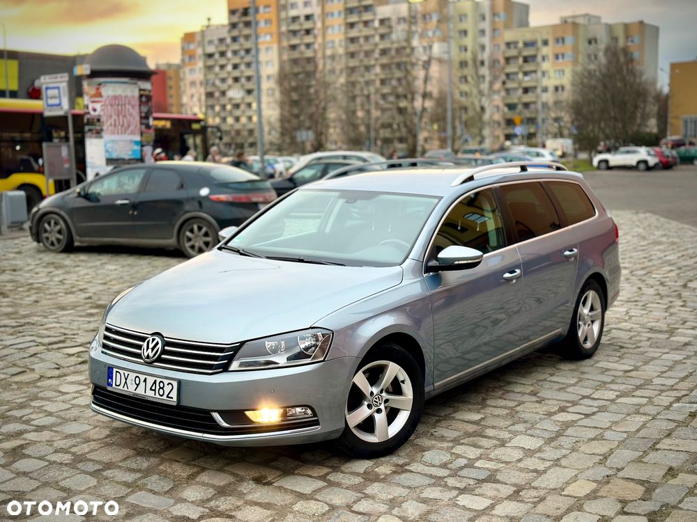 Volkswagen Passat 1.8 TSI Exclusive - 1