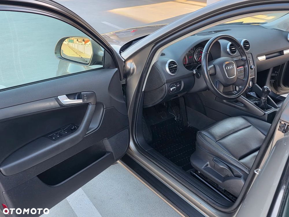 Audi A3 Sportback 1.6 S line Sportpaket (plus) - 10