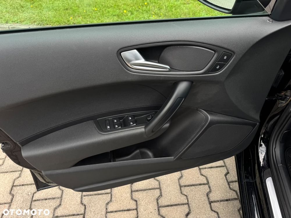 Audi A1 Sportback 1.6 TDI Attraction - 20