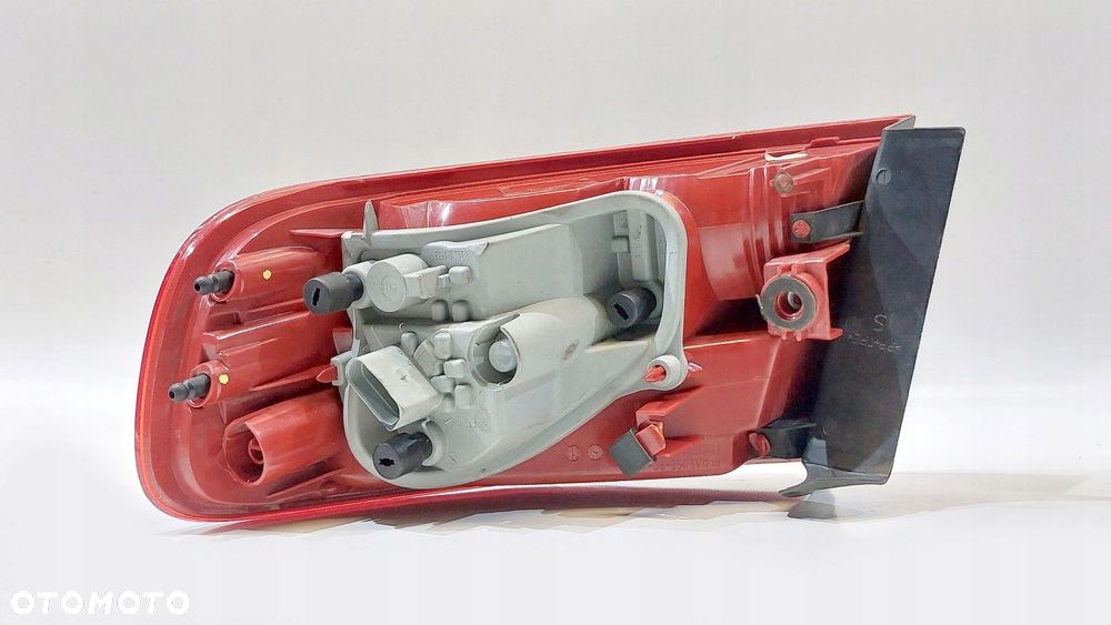 lampa tył lewy lewa audi a4 b8 08-12r kombi - 2