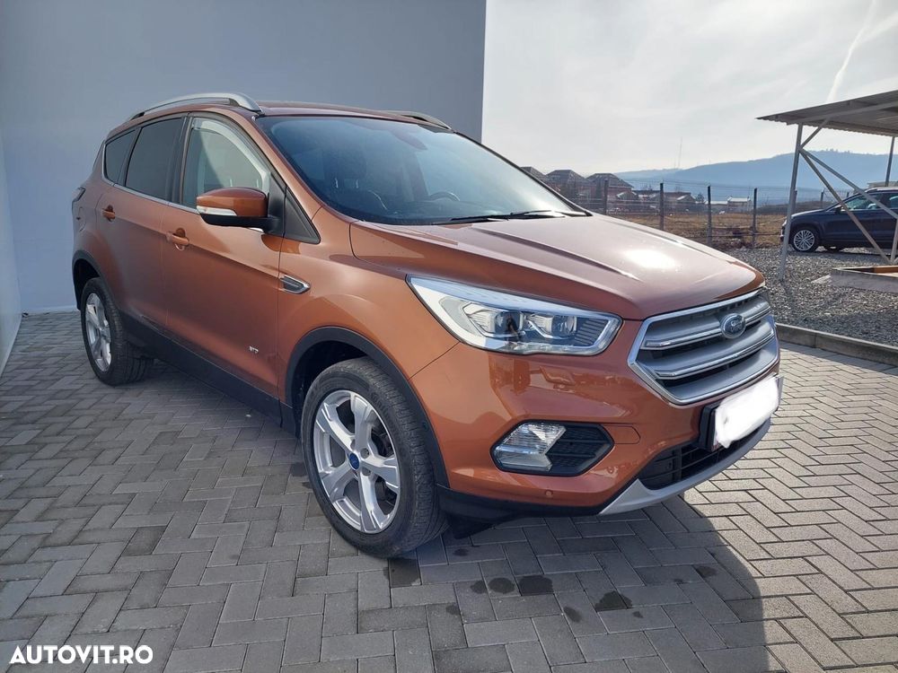 Ford Kuga 2.0 TDCi 4x4 Aut. Titanium - 2