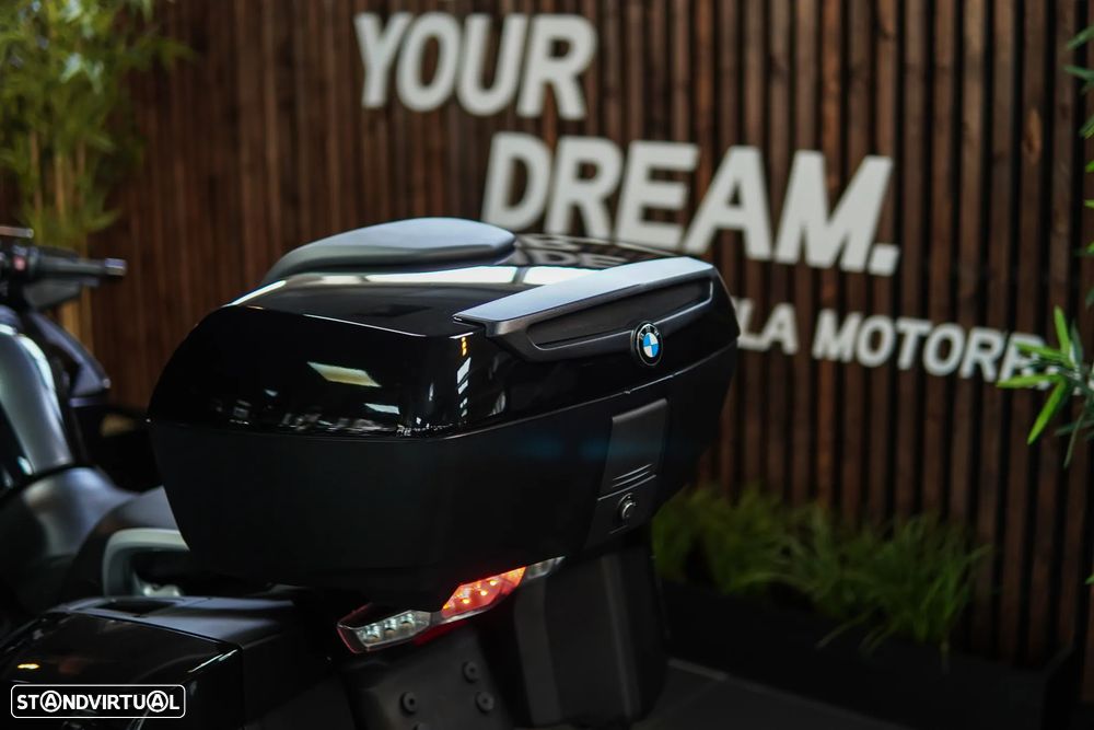 BMW R 1250 RT TRIPLE BLACK - 21