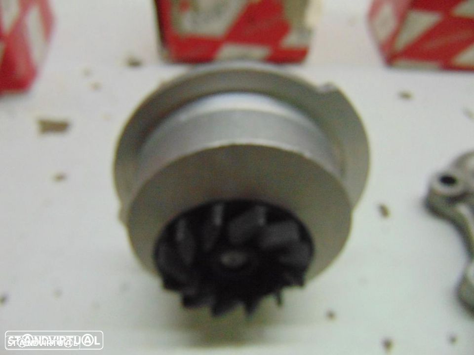 Antigos bombas água Ford - 5