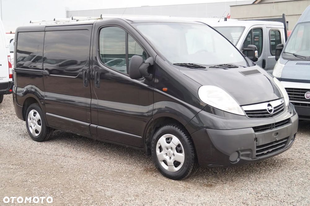 Opel VIVARO - 10