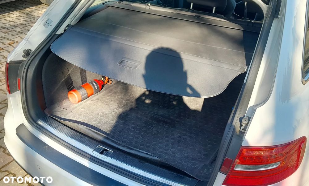 Audi A4 Avant 2.0 TDI DPF clean diesel quattro S tronic S line Sportpaket - 12