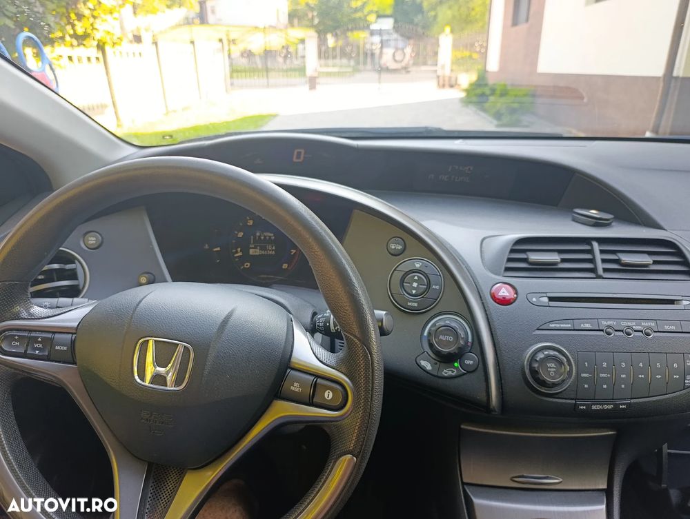 Honda Civic 1.4 SOHC i-VTEC MT Comfort - 8