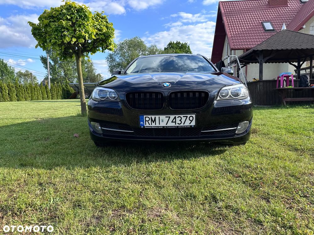 BMW Seria 5 520d - 5