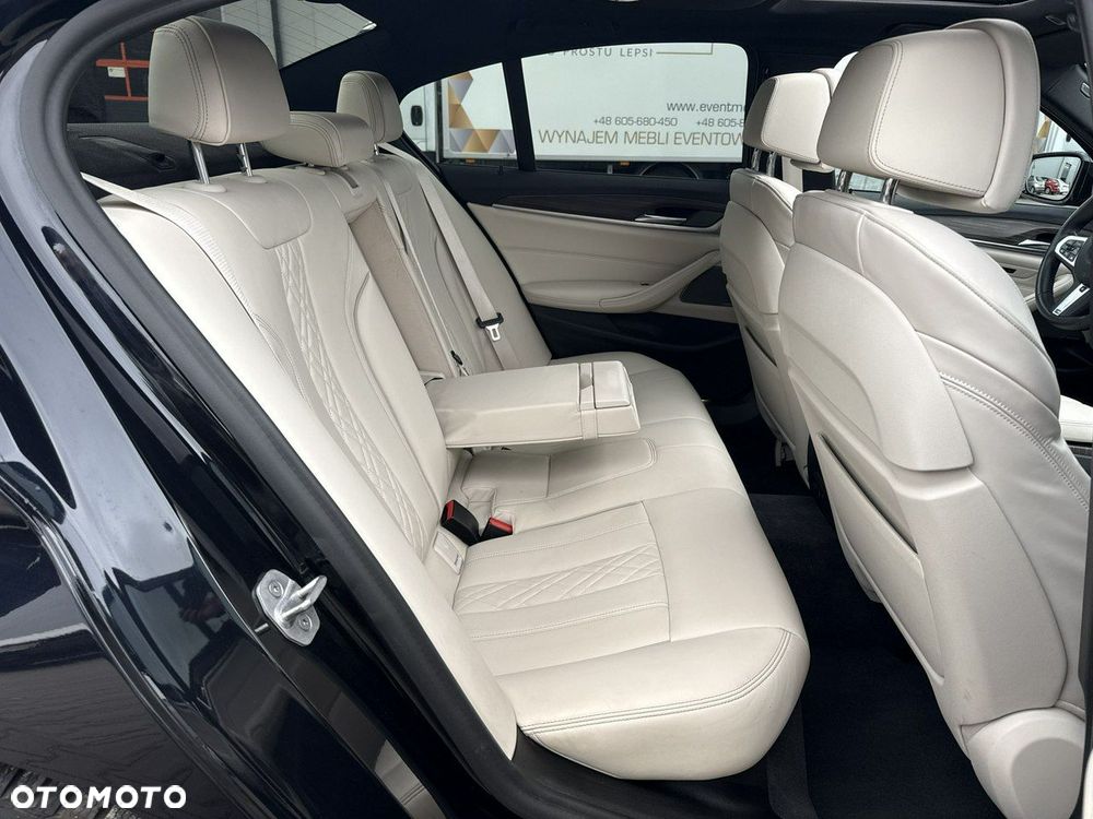 BMW Seria 5 520d xDrive M Sport sport - 19