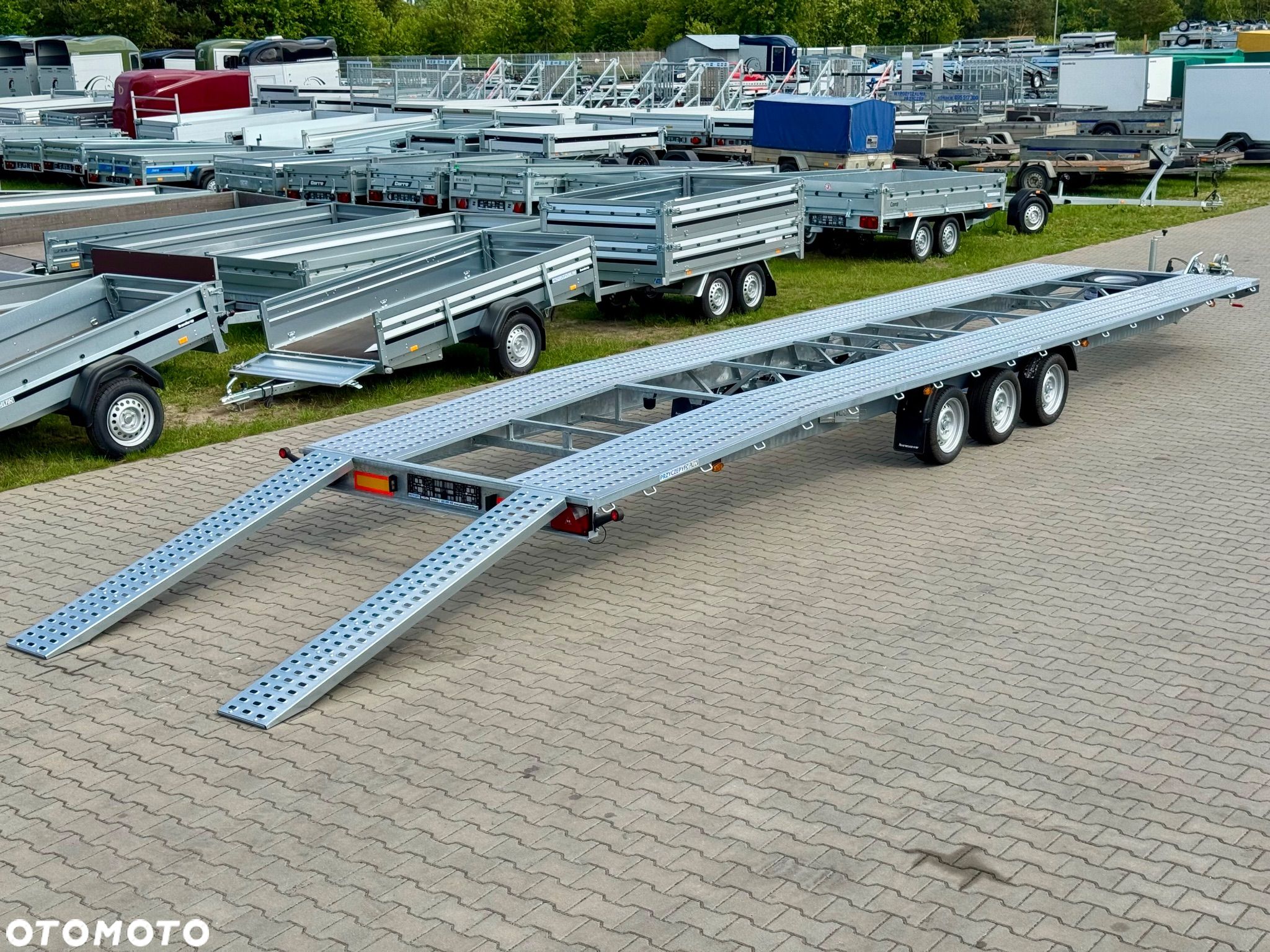 Niewiadów Indiana 9m x 2.1 m | 3.5T - 1