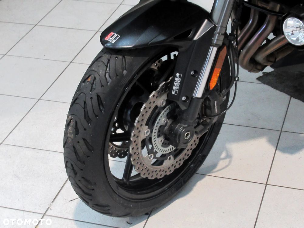 Kawasaki Versys 1000 - 20