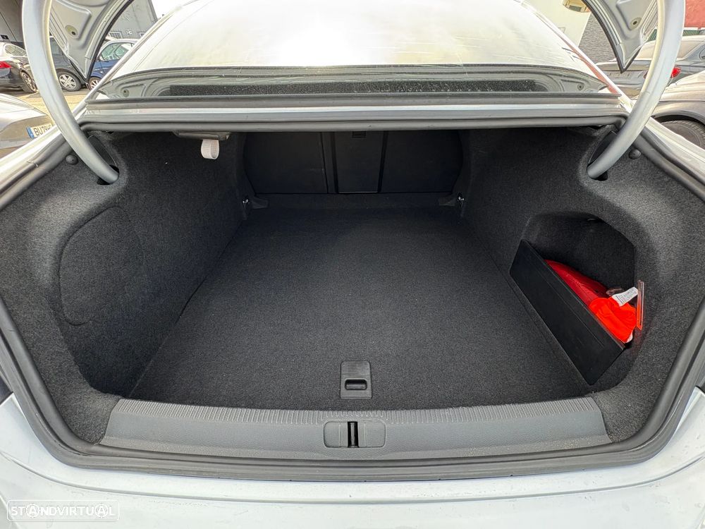 VW Passat CC 2.0 TDi - 13