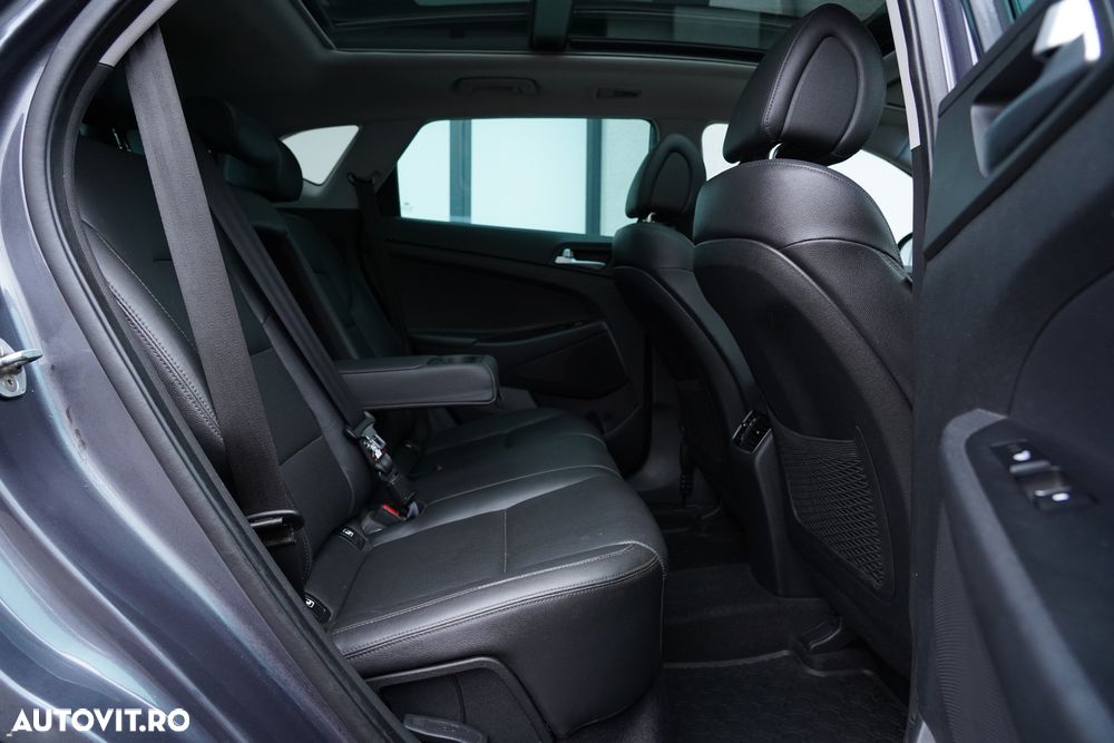 Hyundai Tucson 2.0 CRDI 4WD 6AT Luxury Pack+ - 16