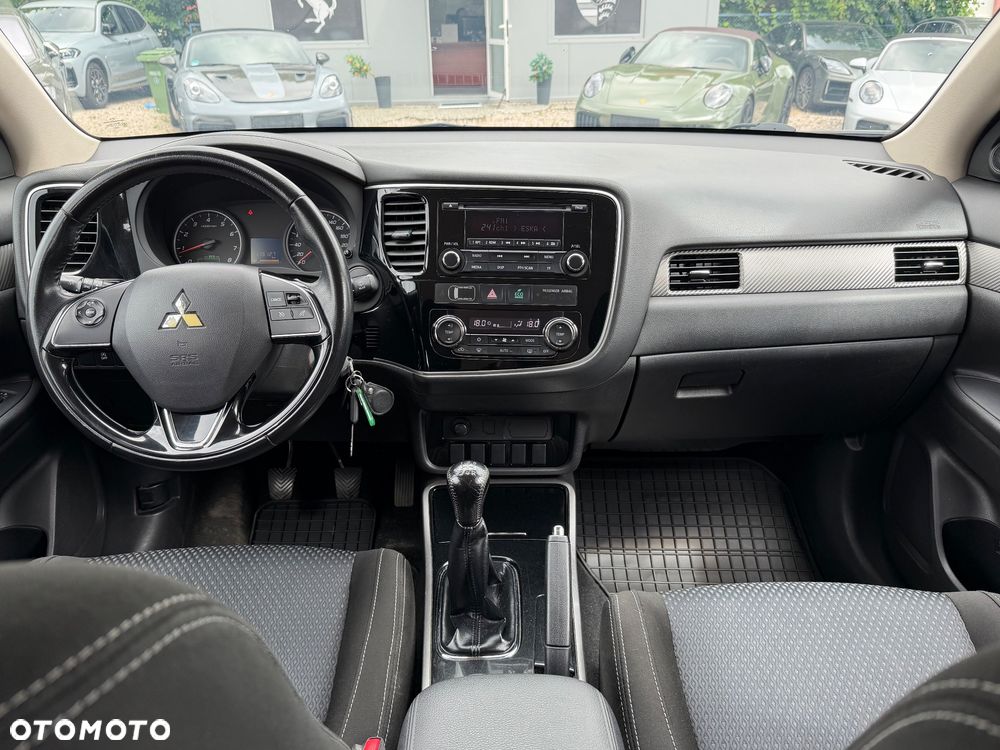 Mitsubishi Outlander 2.0 City Style 2WD - 23