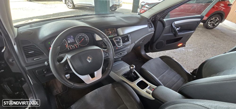 Renault Laguna Break 2.0 dCi GT - 13