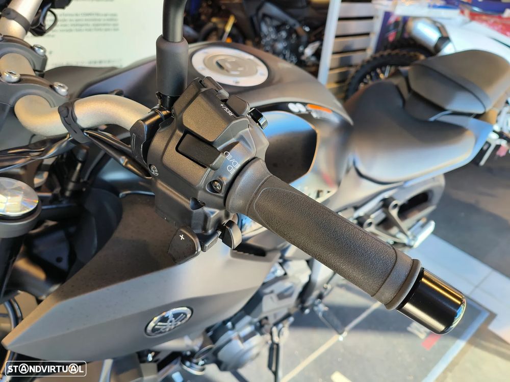 Yamaha MT-07 Y-AMT - 8