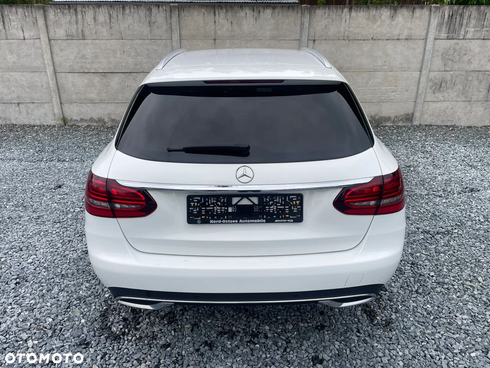 Mercedes-Benz Klasa C 300 d 4Matic 9G-TRONIC Avantgarde - 6