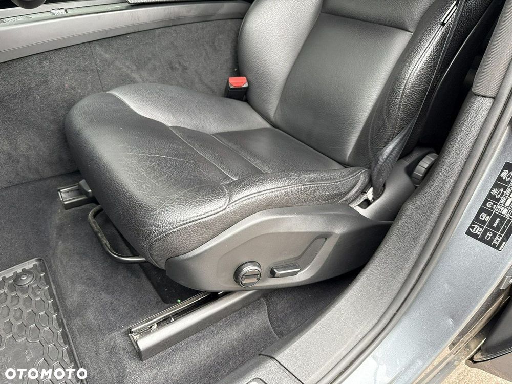 Volvo XC 60 - 28