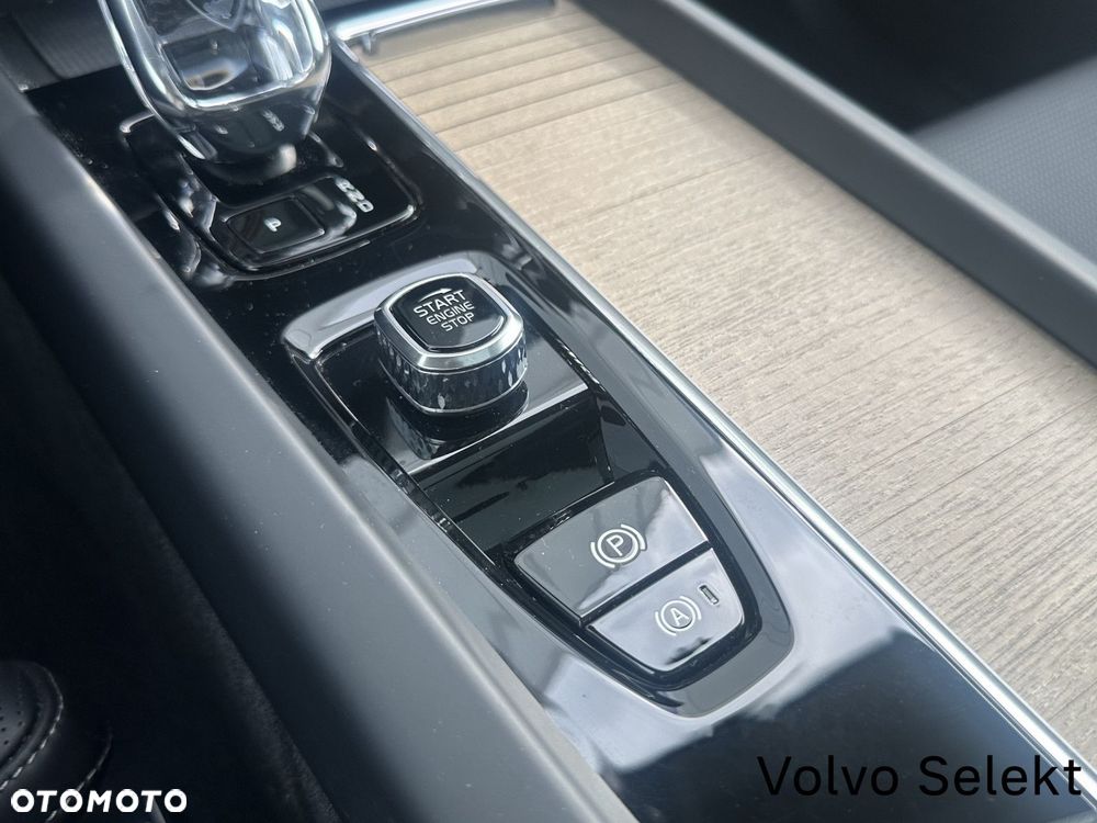 Volvo XC 60 - 23